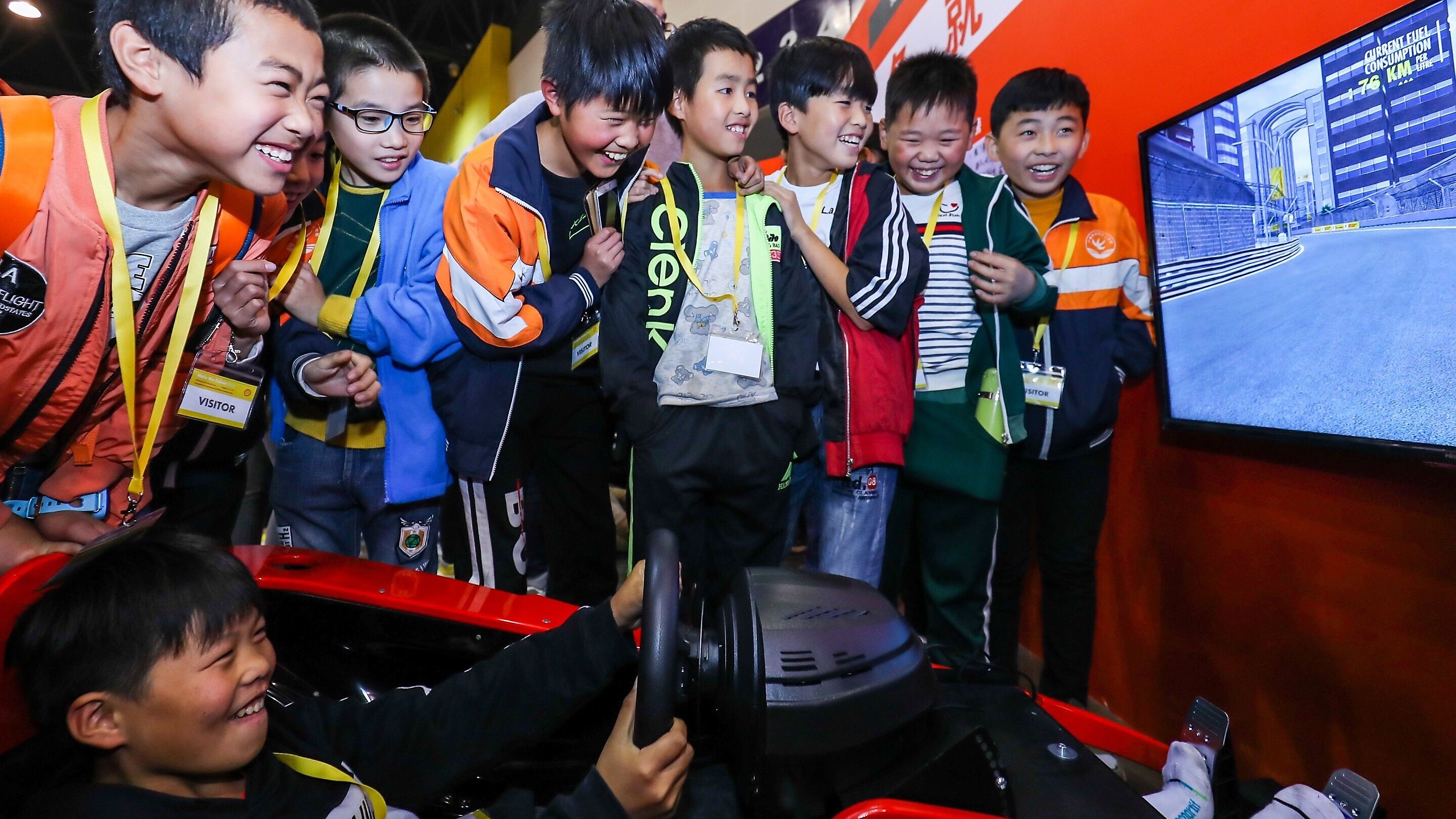 开云汽车环保马拉松汽车模型体验区